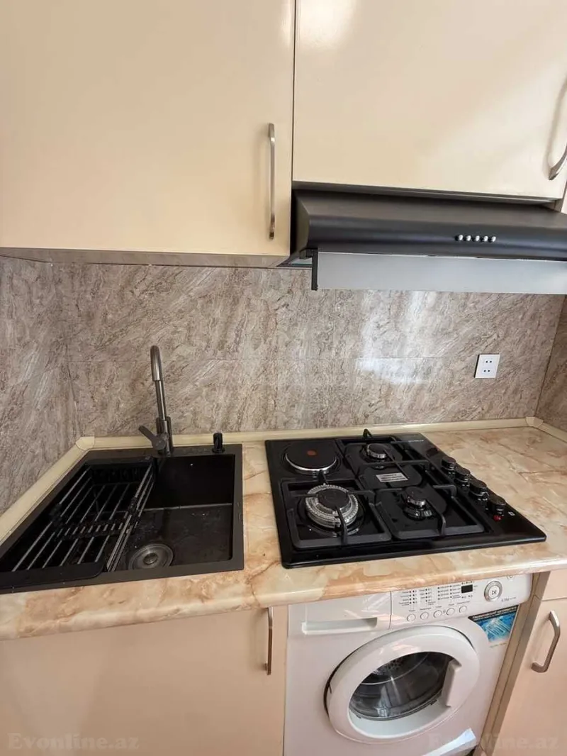 Satılır 2 otaqlı Mənzil Köhnə tikili 55 m² İnşaatçılar m. - şəkil 12