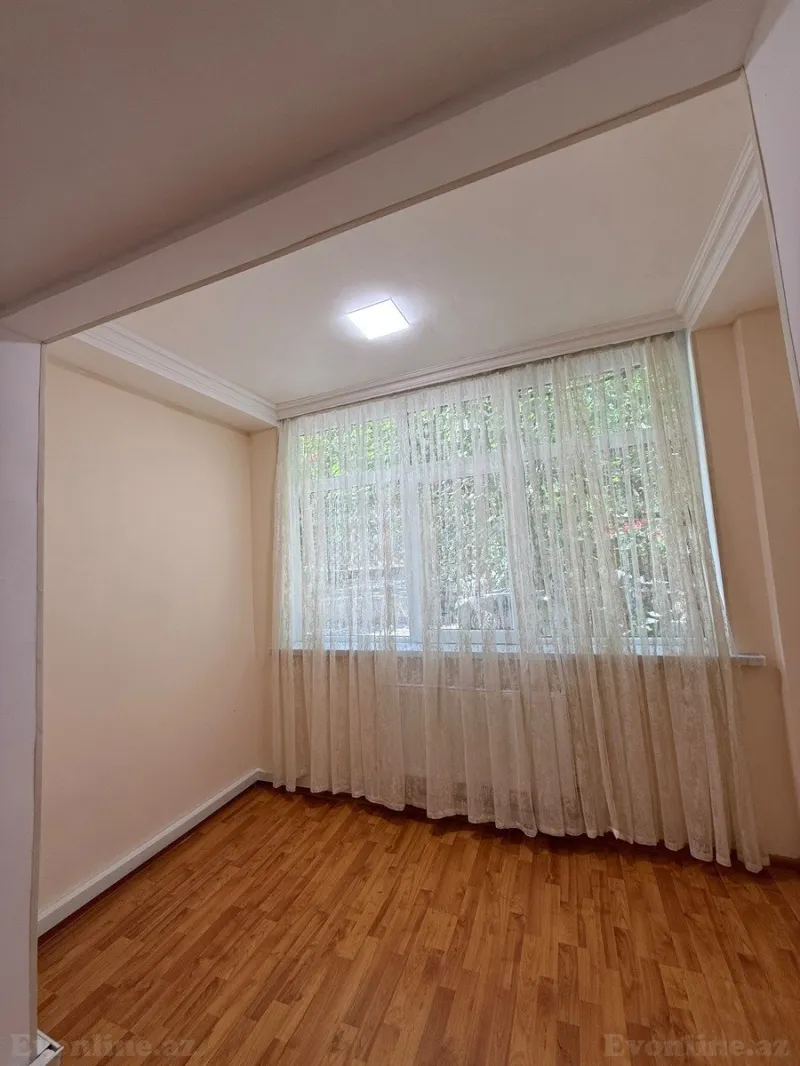 Satılır 2 otaqlı Mənzil Köhnə tikili 55 m² İnşaatçılar m. - şəkil 15