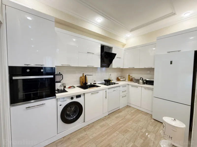 3 otaqlı Mənzil 71 m² Yasamal r. Satılır