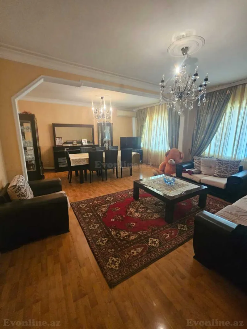 4 otaqlı Mənzil 120 m² Azadlıq prospekti m. Satılır