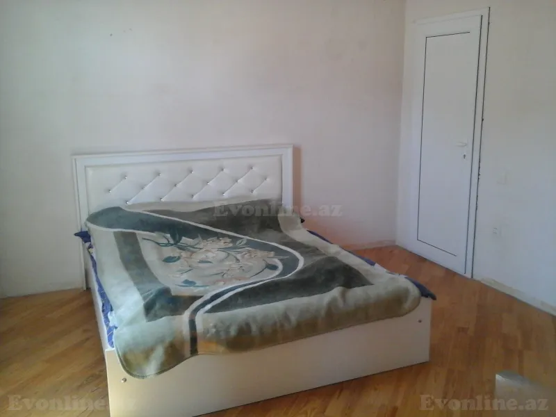 Satılır 5 otaqlı Həyət evi 180 m² Novxanı - şəkil 3