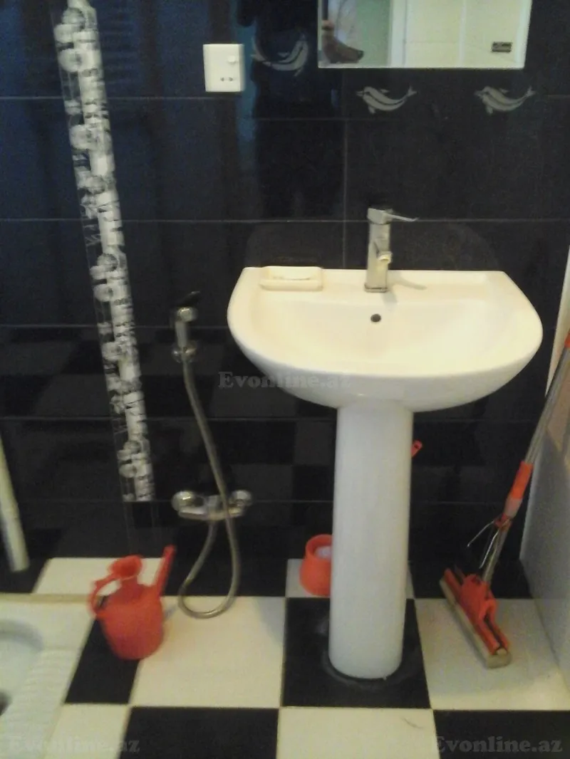 Satılır 5 otaqlı Həyət evi 180 m² Novxanı - şəkil 11