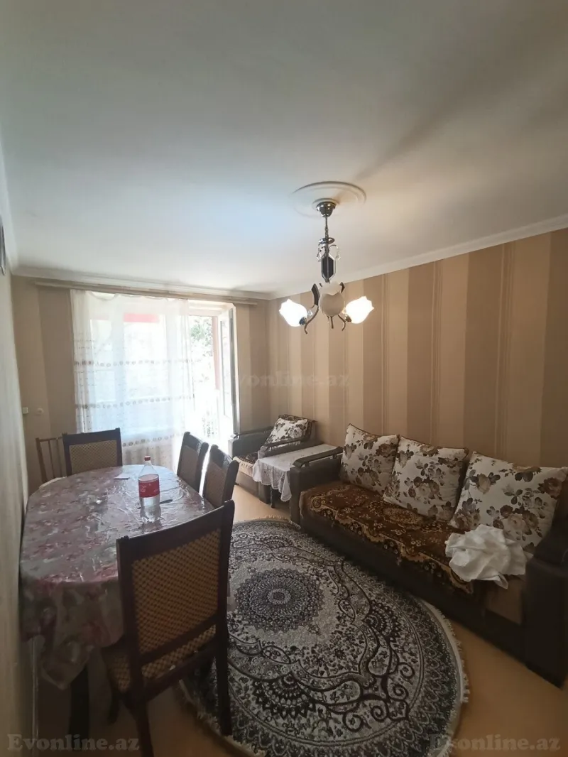Kirayə verilir 2 otaqlı Mənzil Köhnə tikili 50 m² İnşaatçılar m.