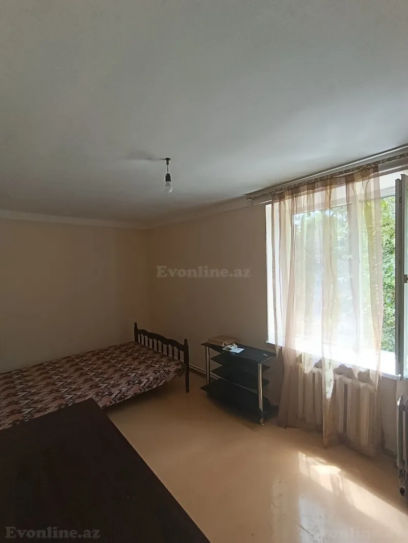 Kirayə verilir 2 otaqlı Mənzil Köhnə tikili 50 m² İnşaatçılar m. - şəkil 3