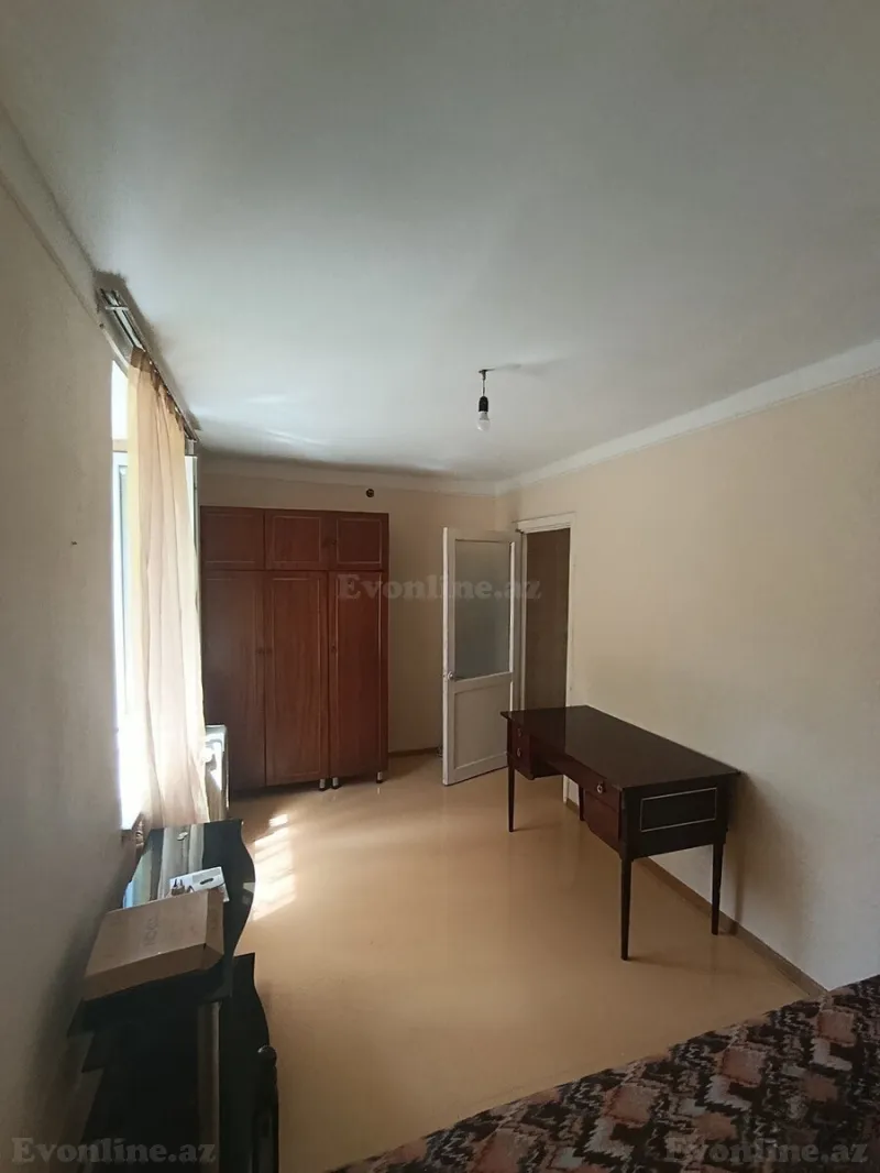 Kirayə verilir 2 otaqlı Mənzil Köhnə tikili 50 m² İnşaatçılar m. - şəkil 4