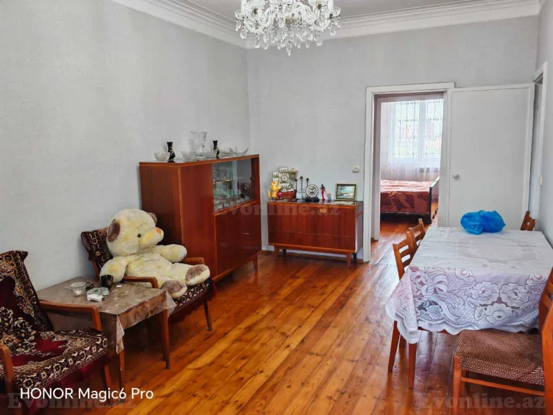 Kirayə verilir 2 otaqlı Mənzil Köhnə tikili 60 m² Memar Əcəmi m. - şəkil 3