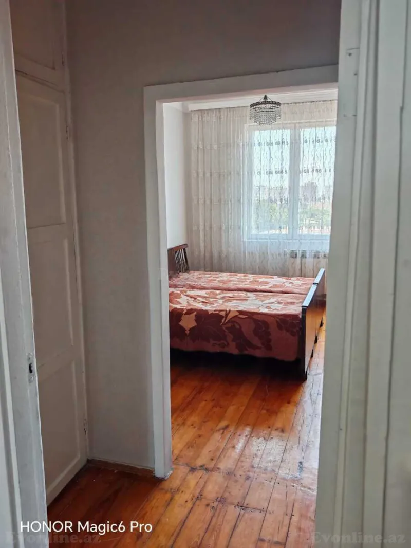 Kirayə verilir 2 otaqlı Mənzil Köhnə tikili 60 m² Memar Əcəmi m. - şəkil 5