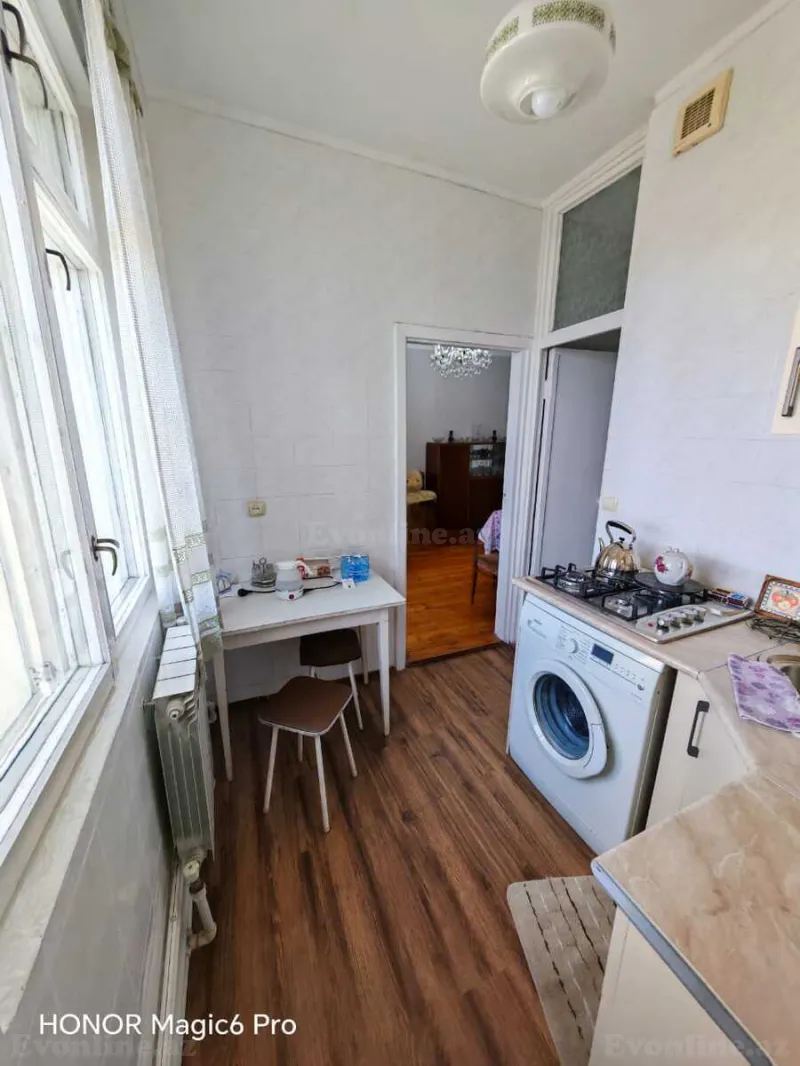 Kirayə verilir 2 otaqlı Mənzil Köhnə tikili 60 m² Memar Əcəmi m. - şəkil 9