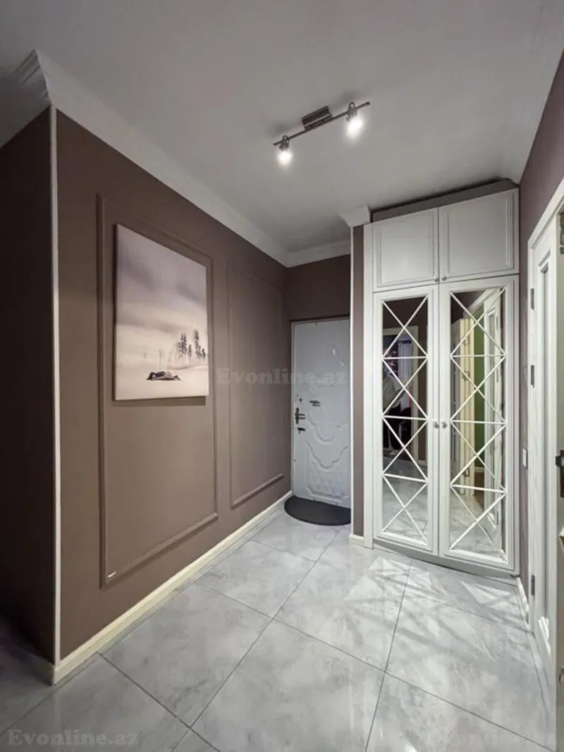 Satılır 3 otaqlı Mənzil Köhnə tikili 110 m² Azadlıq prospekti m. - şəkil 12