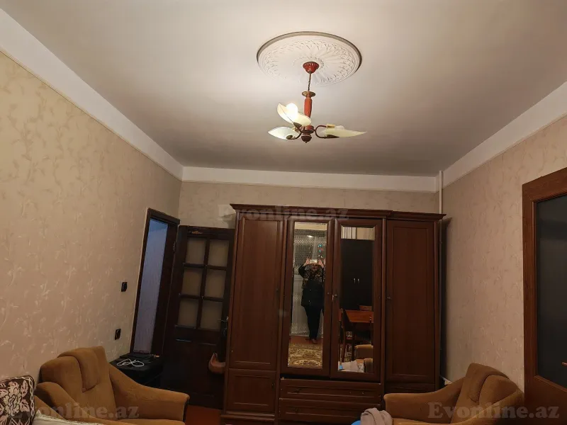 Kirayə verilir 2 otaqlı Mənzil Köhnə tikili 45 m² Nərimanov r. - şəkil 3
