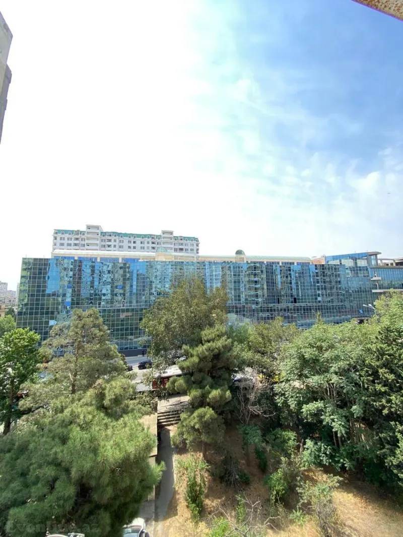 Satılır 2 otaqlı Mənzil Köhnə tikili 45 m² Azadlıq prospekti m. - şəkil 15