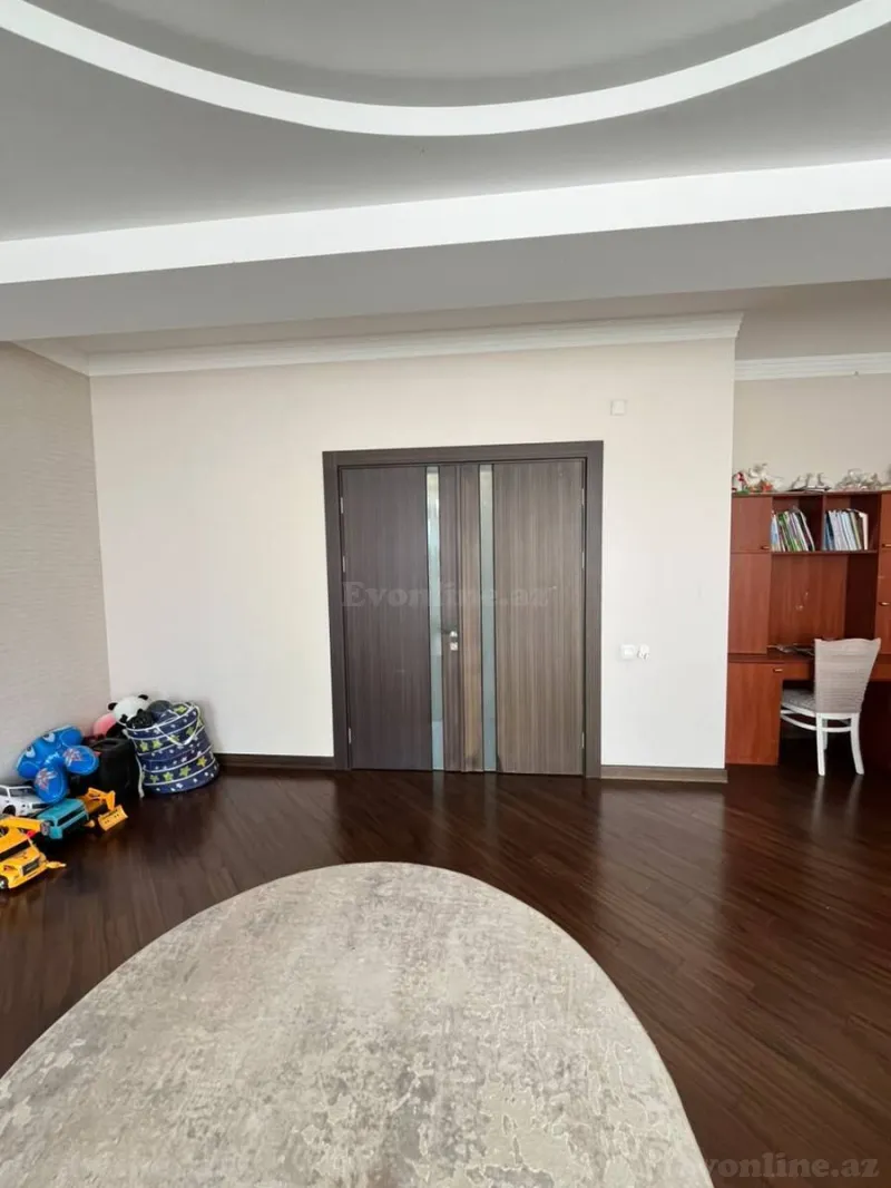 Satılır 3 otaqlı Mənzil Yeni tikili 130 m² Gənclik m. - şəkil 9