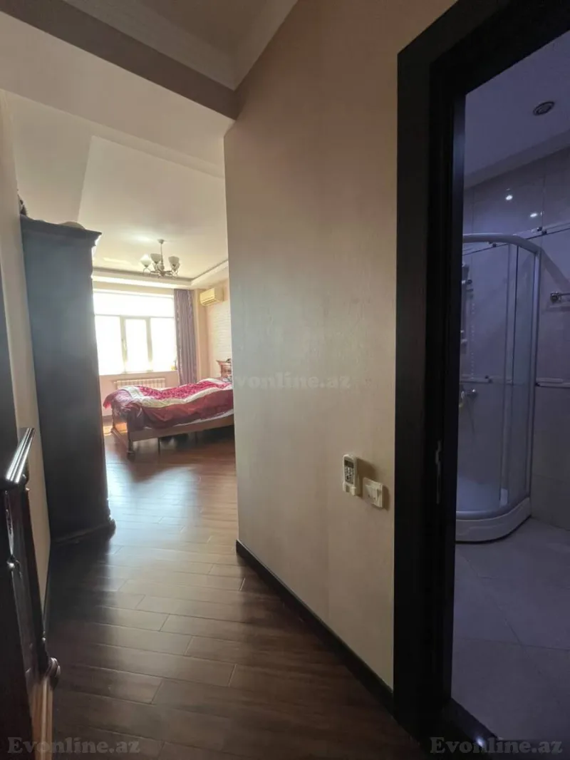 Satılır 3 otaqlı Mənzil Yeni tikili 130 m² Gənclik m. - şəkil 12