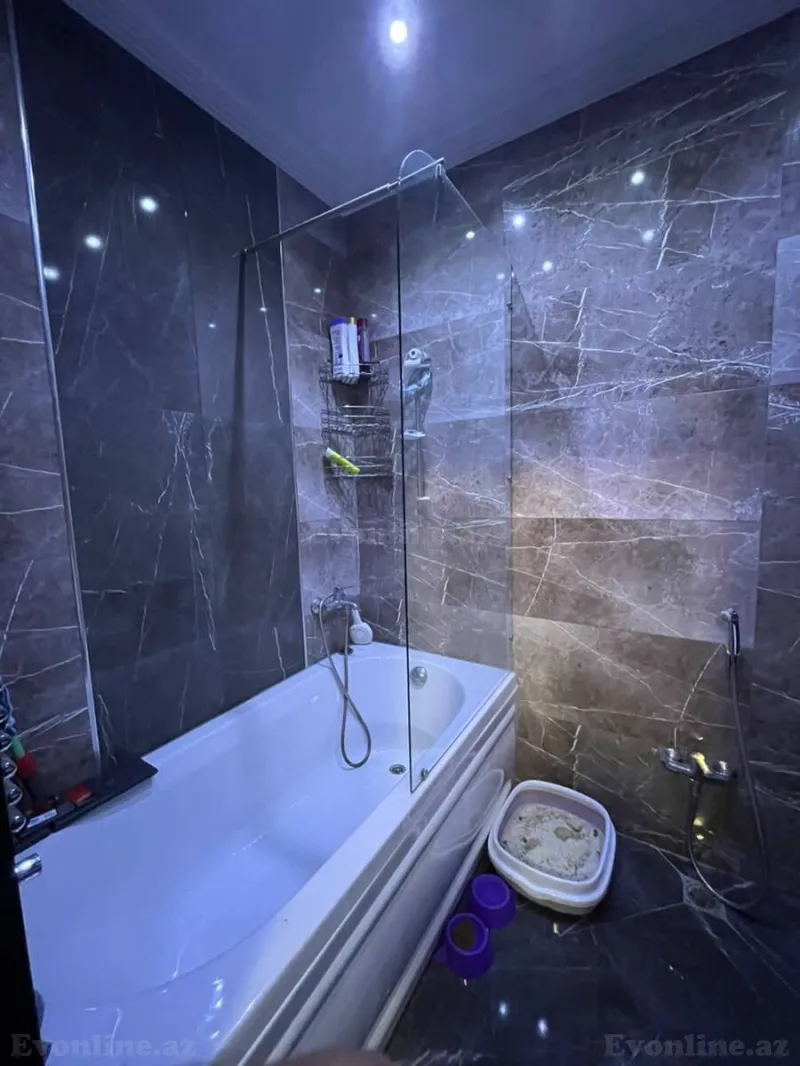 Satılır 3 otaqlı Mənzil Yeni tikili 130 m² Gənclik m. - şəkil 16