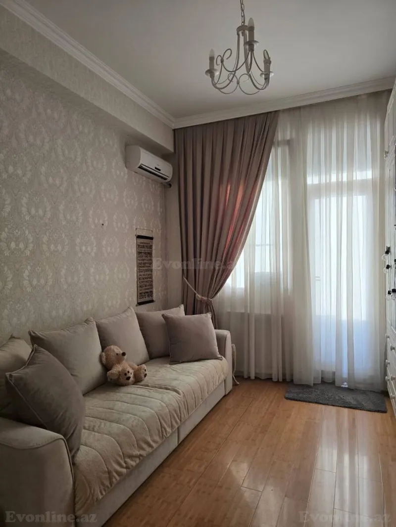 Satılır 3 otaqlı Mənzil Yeni tikili 110 m² Qara Qarayev m. - şəkil 6