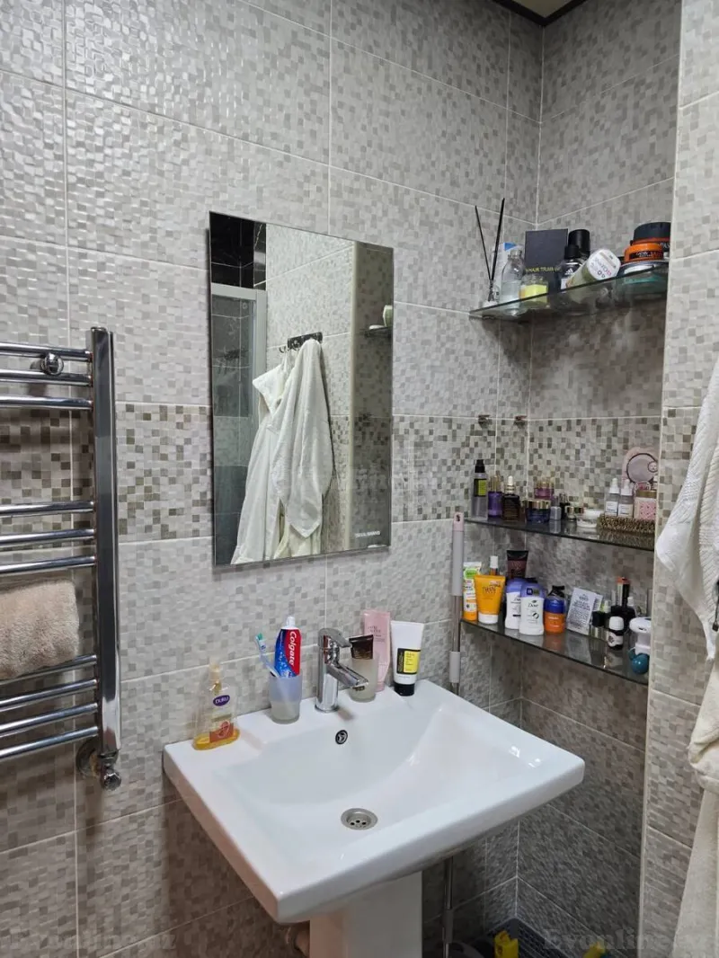 Satılır 3 otaqlı Mənzil Yeni tikili 110 m² Qara Qarayev m. - şəkil 21