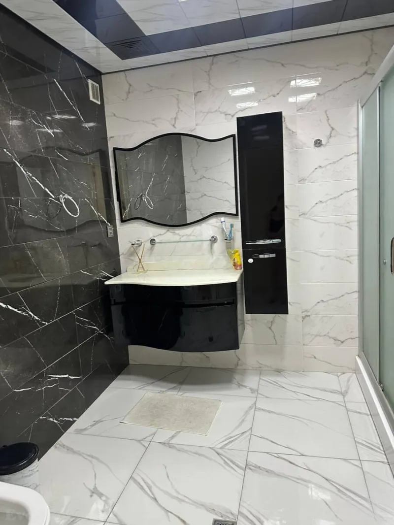 Kirayə verilir 3 otaqlı Mənzil Yeni tikili 105 m² Xətai r. - şəkil 8