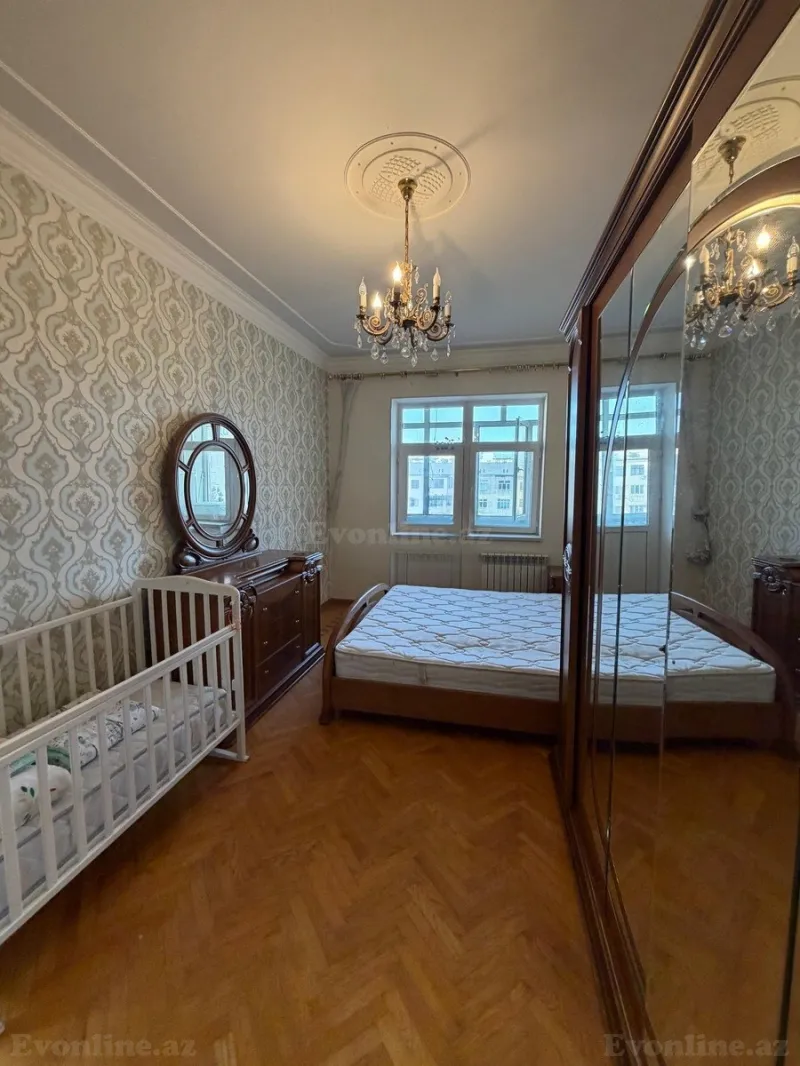 Satılır 3 otaqlı Mənzil Yeni tikili 110 m² Nərimanov r. - şəkil 4