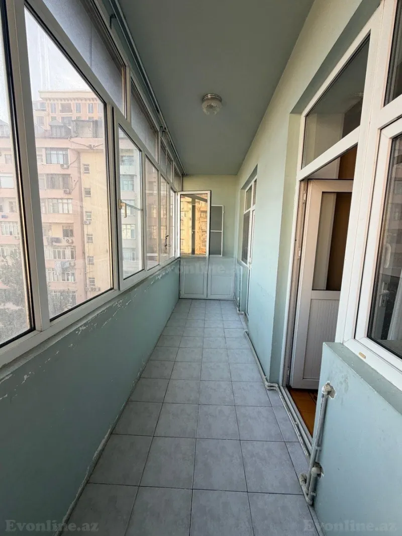 Satılır 3 otaqlı Mənzil Yeni tikili 110 m² Nərimanov r. - şəkil 21