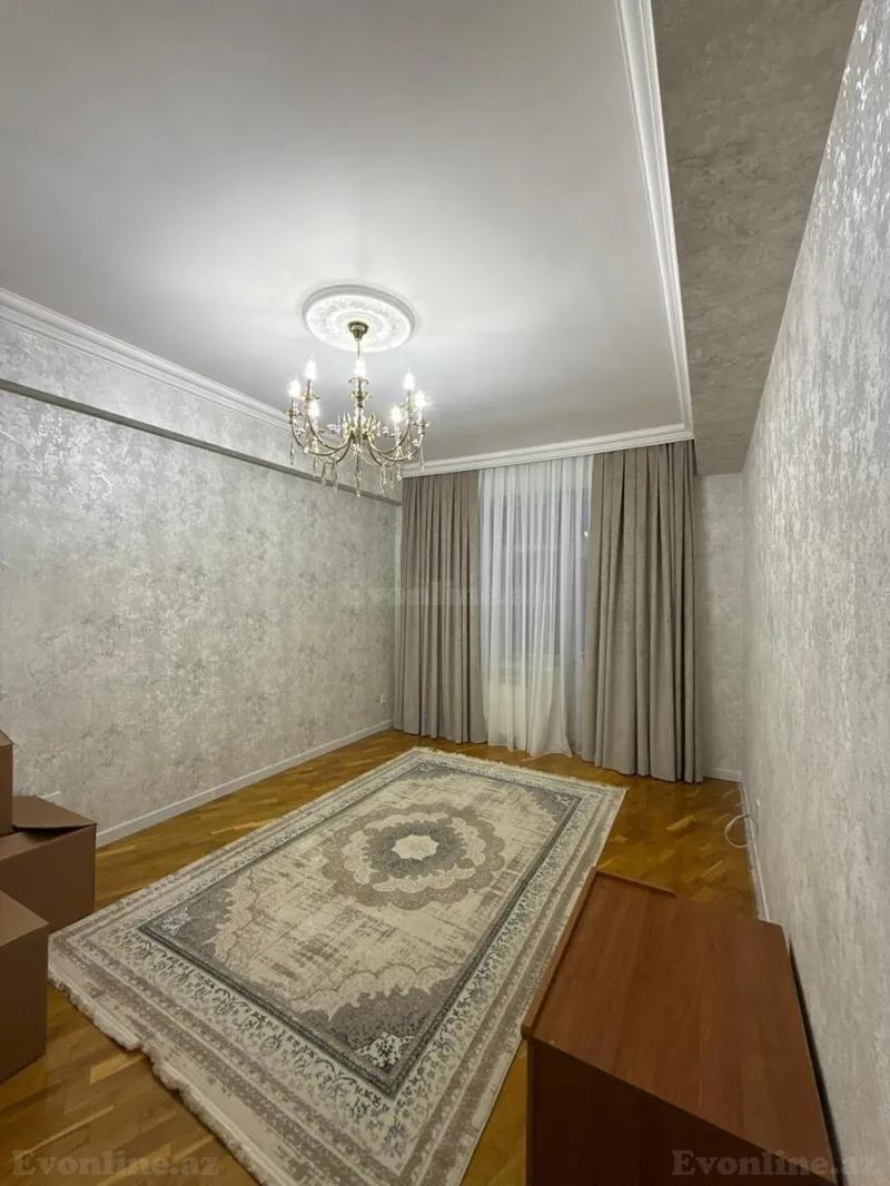 Satılır 4 otaqlı Mənzil Yeni tikili 135 m² İnşaatçılar m. - şəkil 9