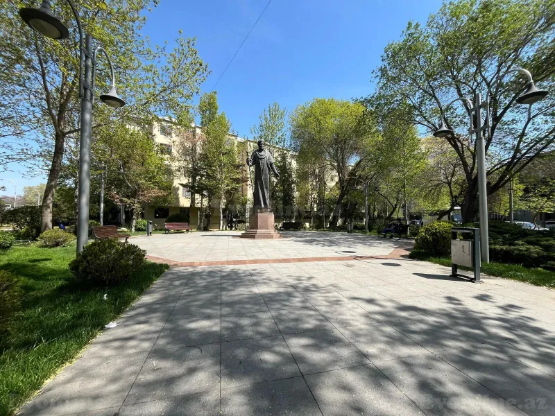 Satılır 2 otaqlı Mənzil Köhnə tikili 50 m² Gənclik m. - şəkil 17