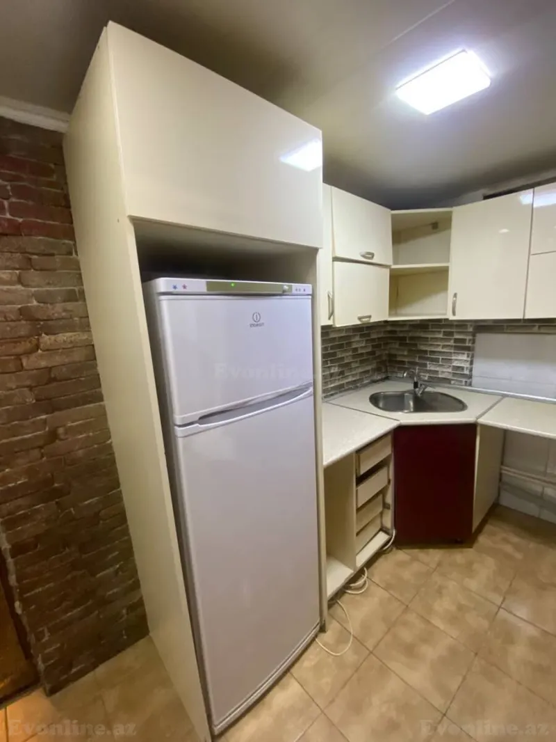 Kirayə verilir 2 otaqlı Mənzil Köhnə tikili 50 m² Həzi Aslanov m. - şəkil 11