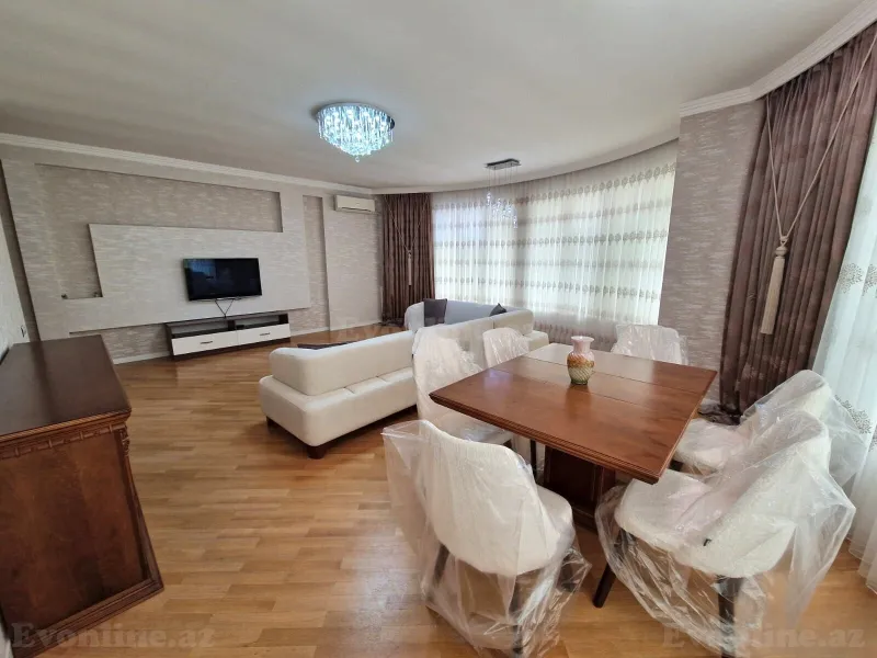 Bakı, Nərimanov r., Nəriman Nərimanov m.da 4 otaqlı mənzil kirayə verilir