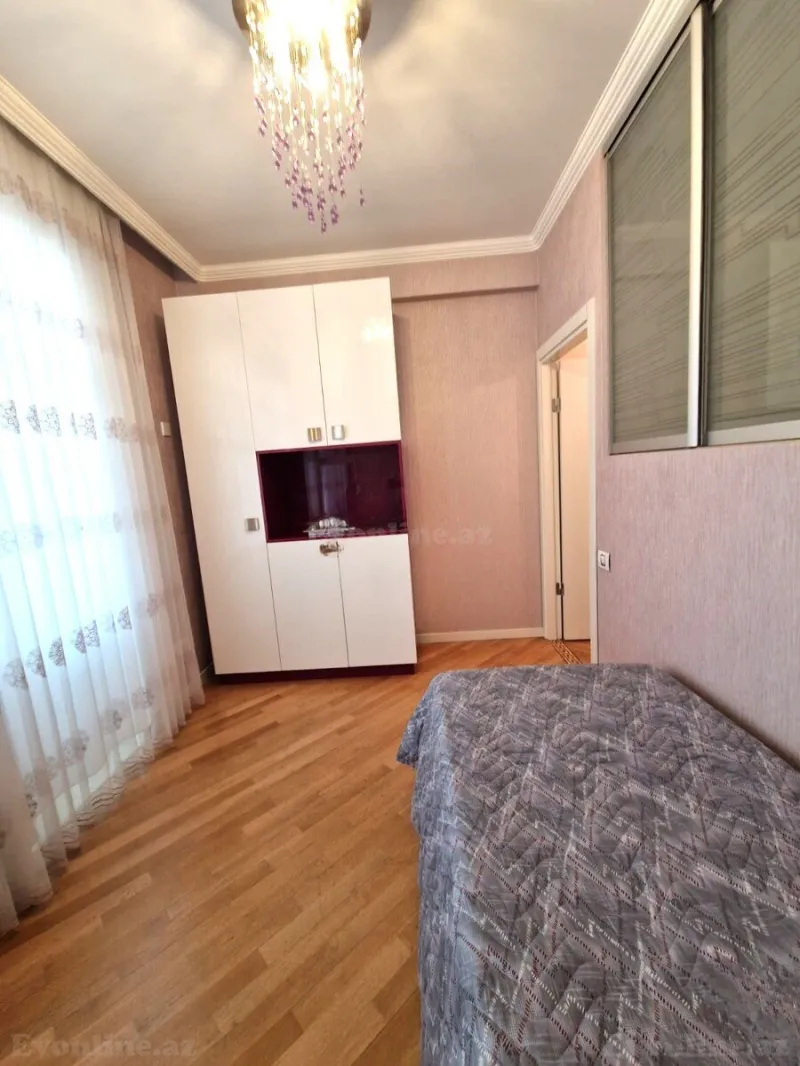 Kirayə verilir 4 otaqlı Mənzil Yeni tikili 175 m² Nəriman Nərimanov m. - şəkil 11