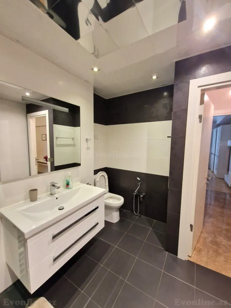 Kirayə verilir 4 otaqlı Mənzil Yeni tikili 175 m² Nəriman Nərimanov m. - şəkil 18