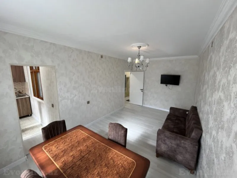 Satılır 3 otaqlı Mənzil Köhnə tikili 70 m² Suraxanı r. - şəkil 2
