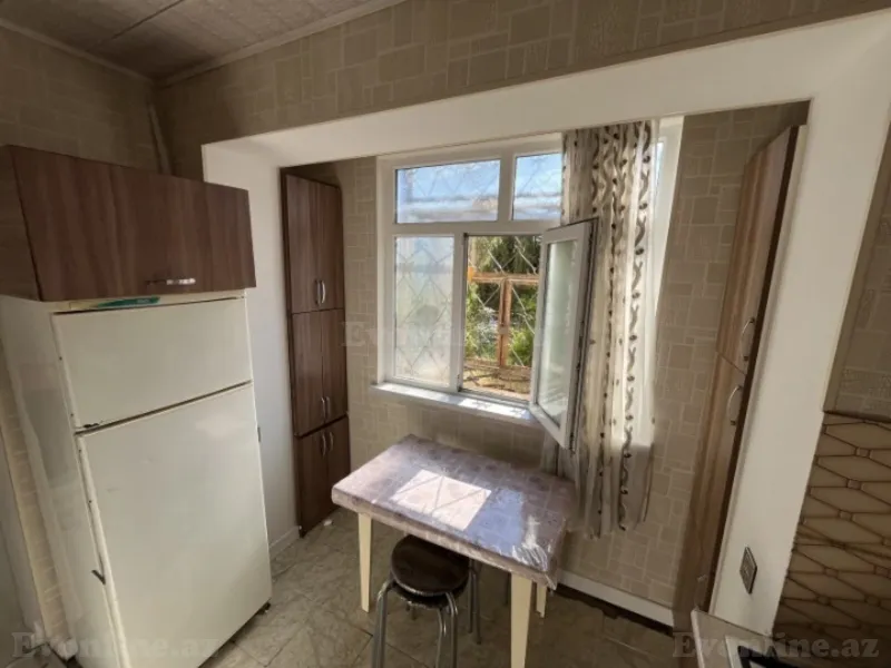 Satılır 3 otaqlı Mənzil Köhnə tikili 70 m² Suraxanı r. - şəkil 9