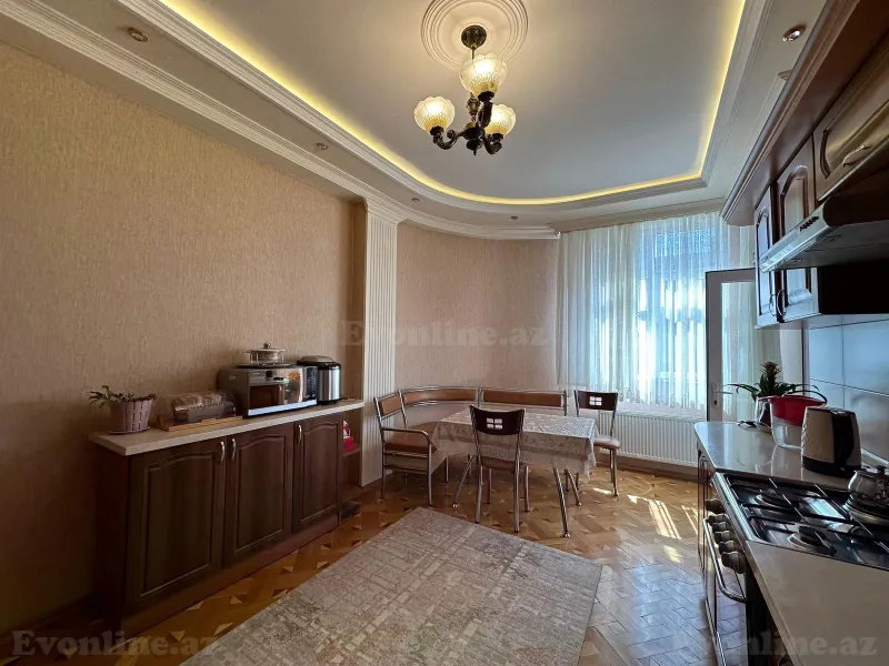 Satılır 3 otaqlı Mənzil Yeni tikili 140 m² İnşaatçılar m. - şəkil 7