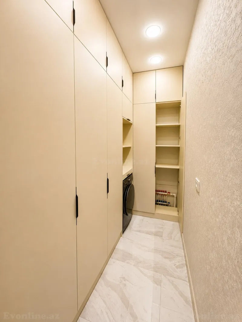 Satılır 4 otaqlı Mənzil Yeni tikili 185 m² Elmlər Akademiyası m. - şəkil 8