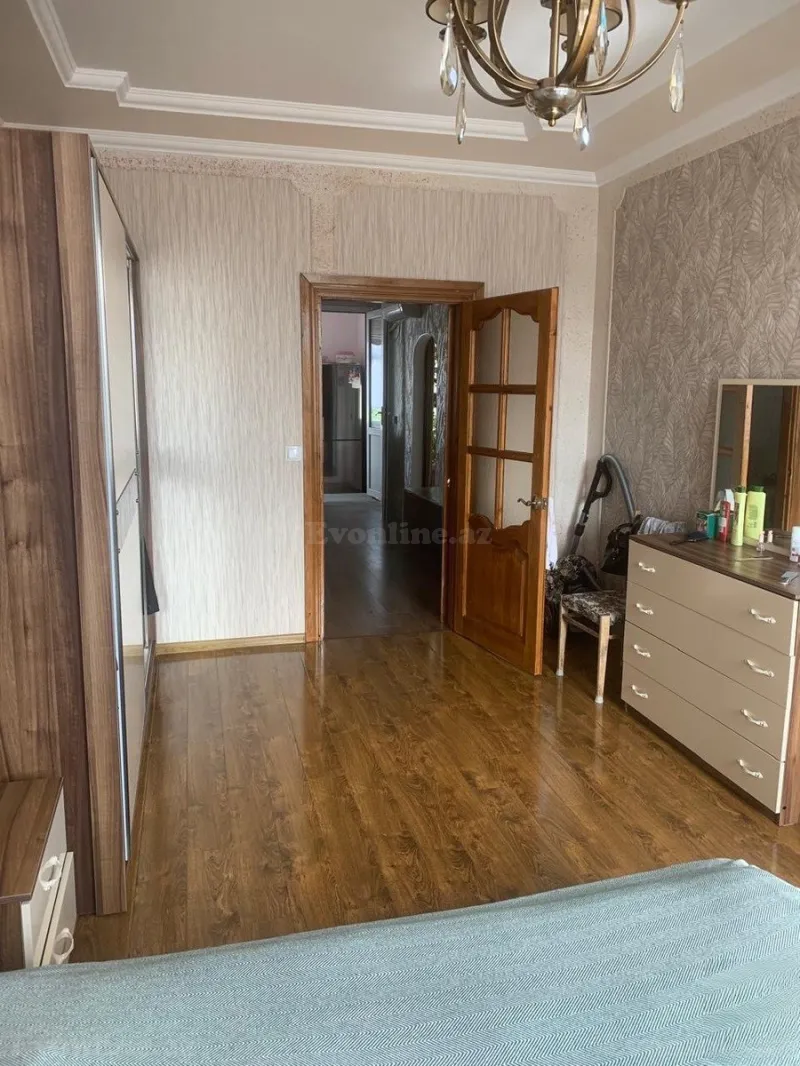 Satılır 4 otaqlı Mənzil Köhnə tikili 65 m² Memar Əcəmi m. - şəkil 2