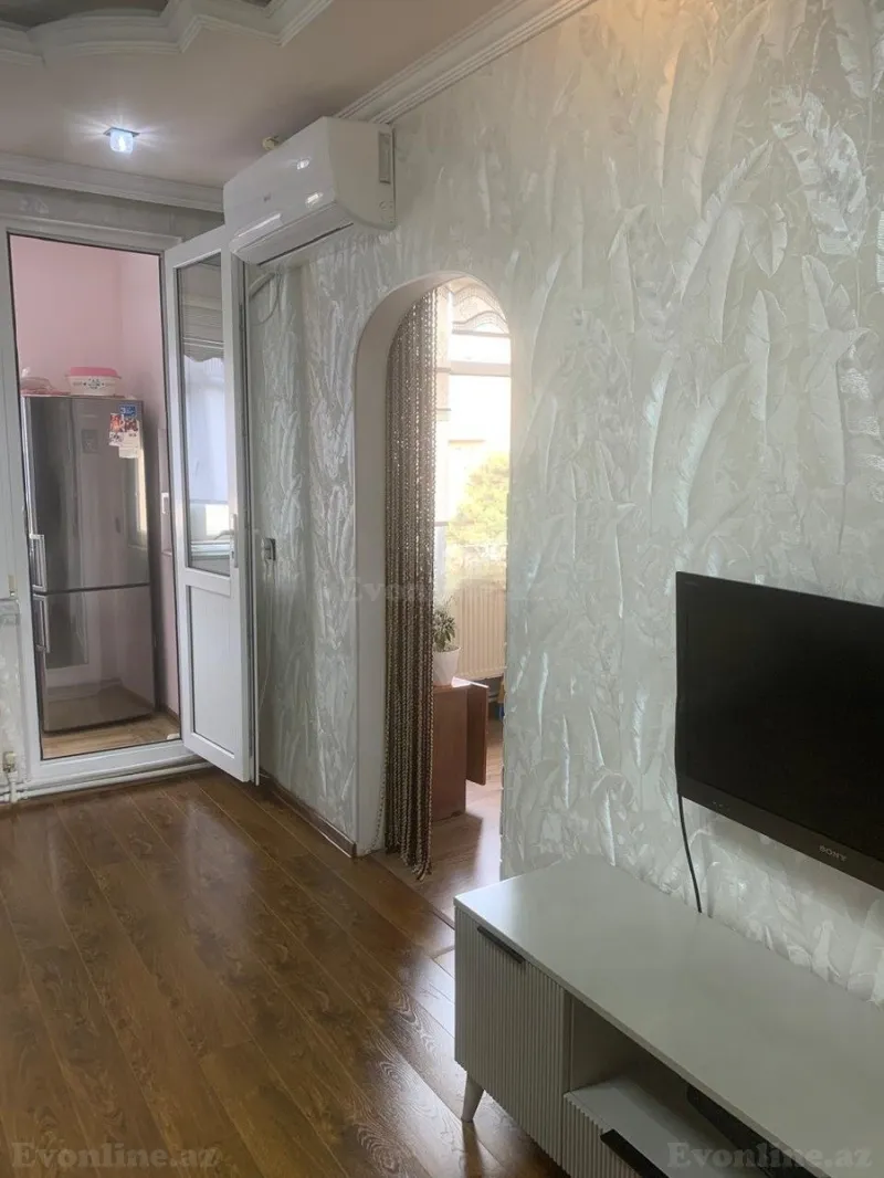 Satılır 4 otaqlı Mənzil Köhnə tikili 65 m² Memar Əcəmi m. - şəkil 5