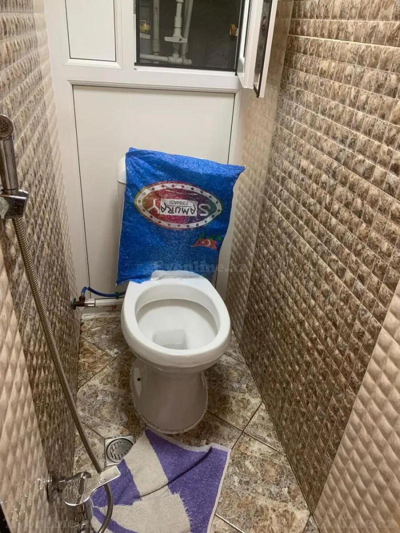 Satılır 4 otaqlı Mənzil Köhnə tikili 65 m² Memar Əcəmi m. - şəkil 24