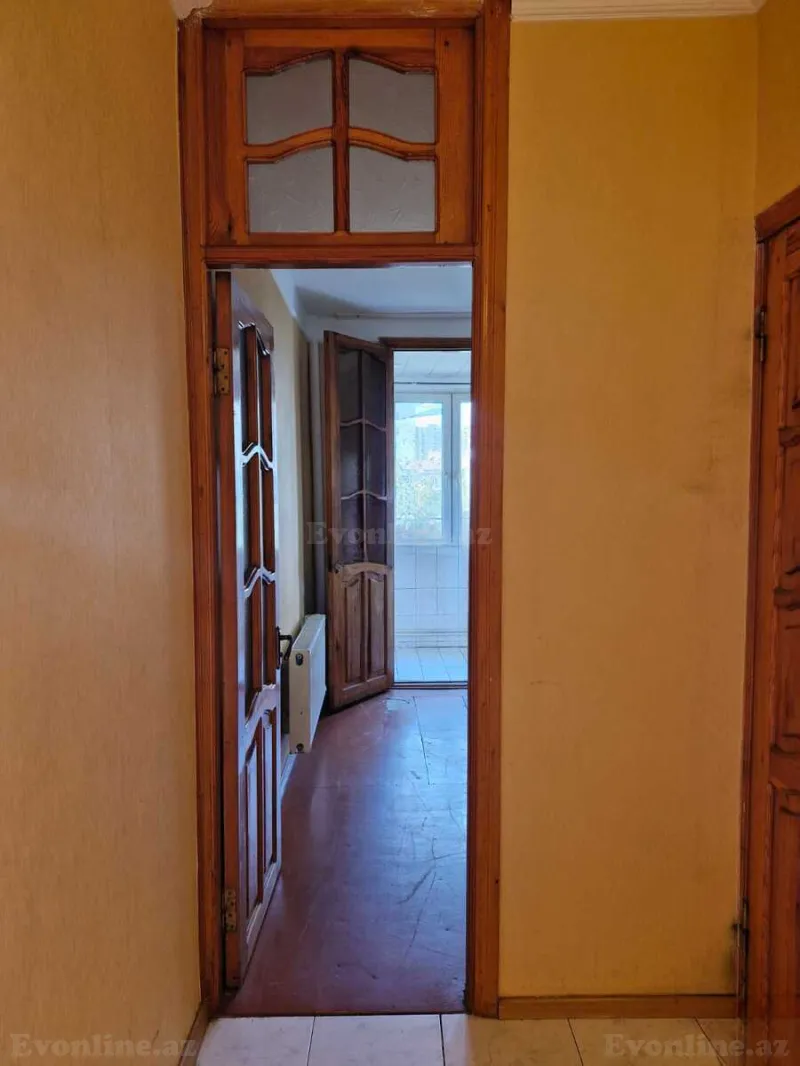 Satılır 2 otaqlı Mənzil Köhnə tikili 45 m² Həzi Aslanov m. - şəkil 3