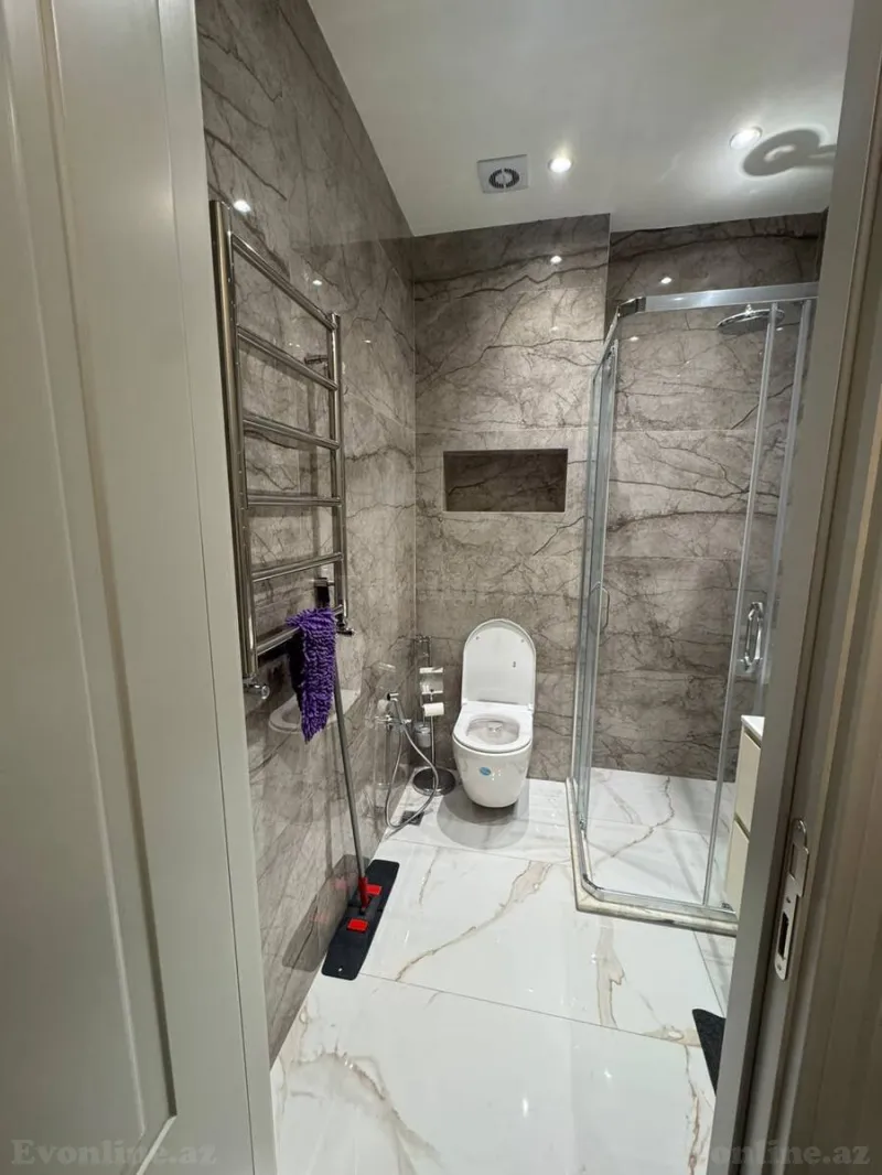 Kirayə verilir 3 otaqlı Mənzil Yeni tikili 75 m² Bakmil m. - şəkil 9