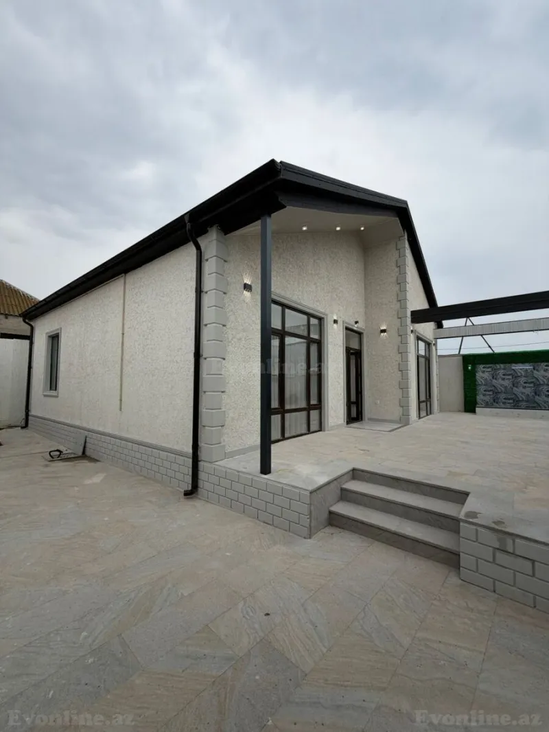 3 otaqlı Həyət evi 120 m² Şüvəlan Satılır