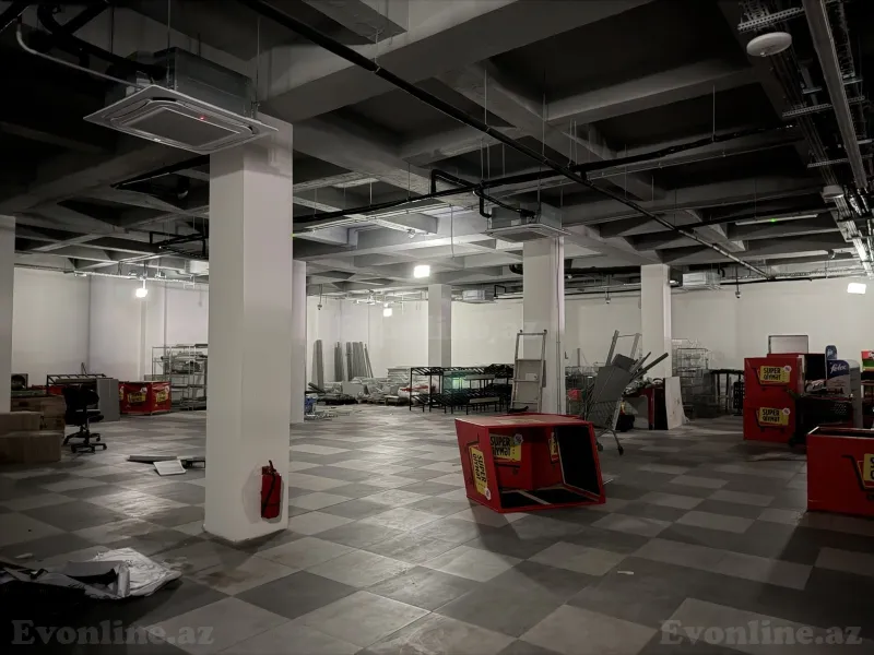 Kirayə verilir Obyekt 2600 m² Nəsimi r. - şəkil 23