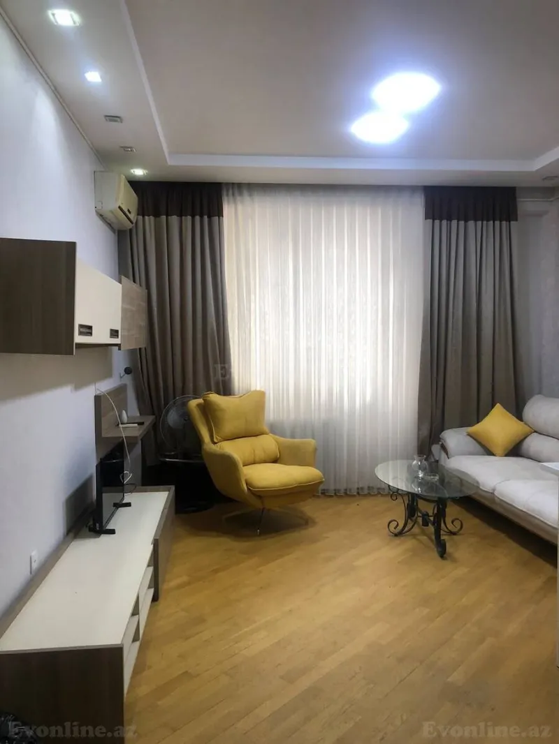 2 otaqlı Mənzil 55 m² 20 Yanvar m. Kirayə verilir