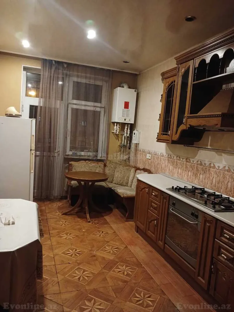 Kirayə verilir 3 otaqlı Mənzil Yeni tikili 130 m² Nərimanov r. - şəkil 4
