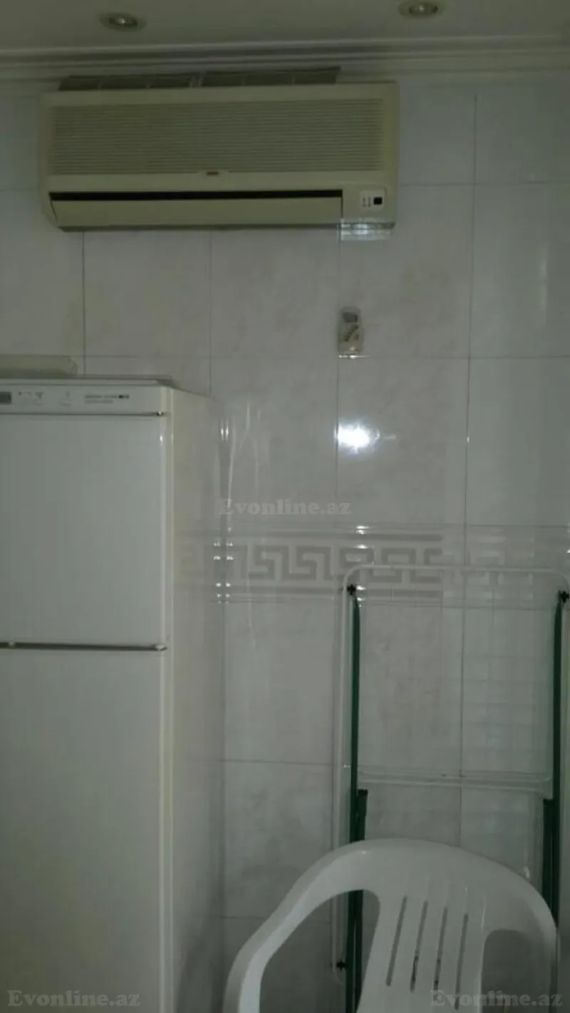 Kirayə verilir 2 otaqlı Mənzil Köhnə tikili 60 m² Sahil m. - şəkil 9