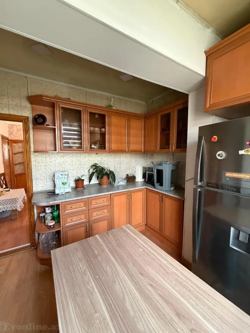 Satılır 2 otaqlı Mənzil Köhnə tikili 45 m² 8-ci mikrorayon - şəkil 5