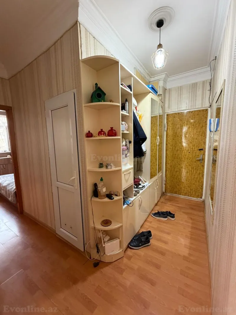 Satılır 2 otaqlı Mənzil Köhnə tikili 45 m² 8-ci mikrorayon - şəkil 7
