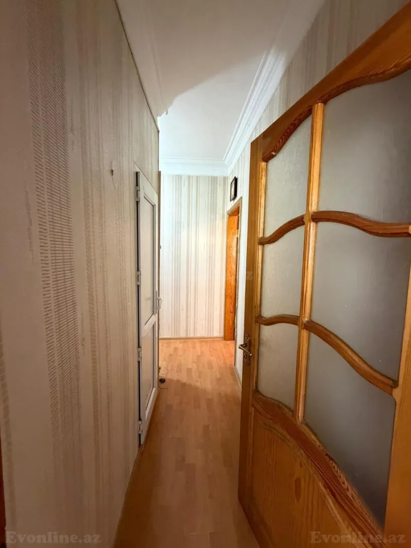 Satılır 2 otaqlı Mənzil Köhnə tikili 45 m² 8-ci mikrorayon - şəkil 8
