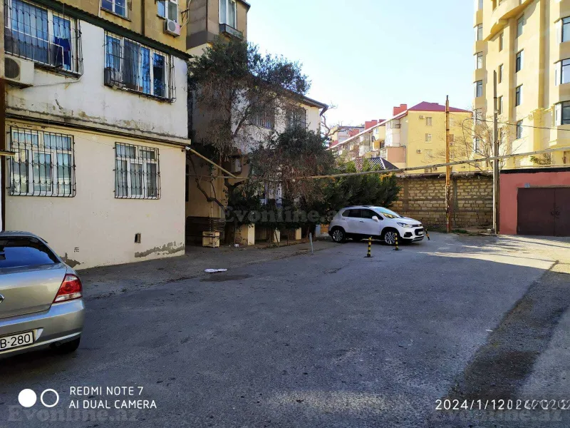 2 otaqlı Mənzil 60 m² Yasamal r. Kirayə verilir