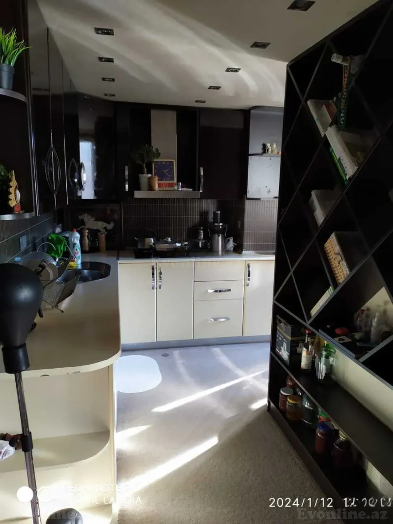 Kirayə verilir 2 otaqlı Mənzil Köhnə tikili 60 m² Yasamal r. - şəkil 9