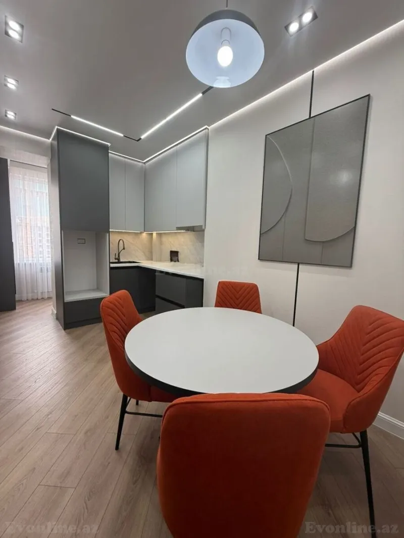 Kirayə verilir 2 otaqlı Mənzil Yeni tikili 70 m² 28 May m. - şəkil 3