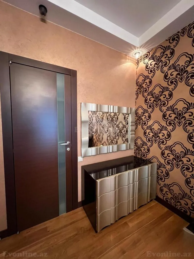Kirayə verilir 3 otaqlı Mənzil Yeni tikili 145 m² Gənclik m. - şəkil 9